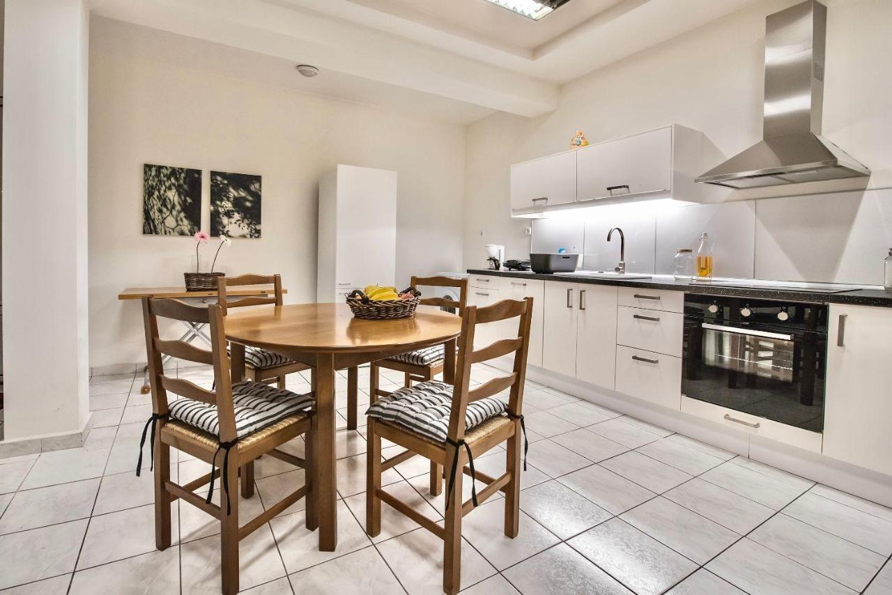 #Icarus Penthouse By Halu! Apartments Thessaloníki Eksteriør billede